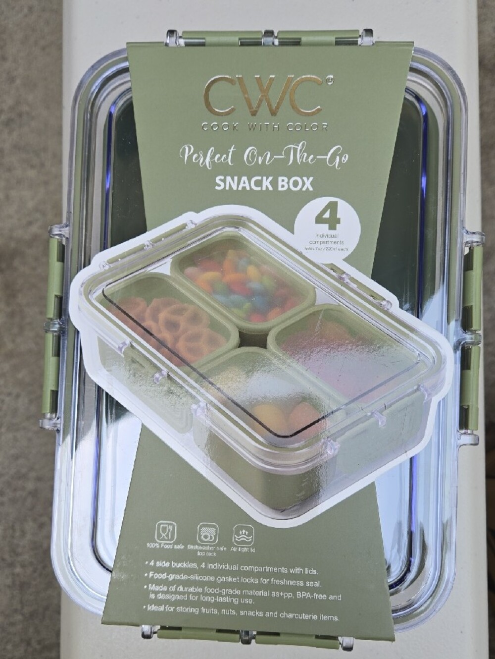 CWC Perfect On-The-Go Snack Box in Olive Green - Picture 2 of 5